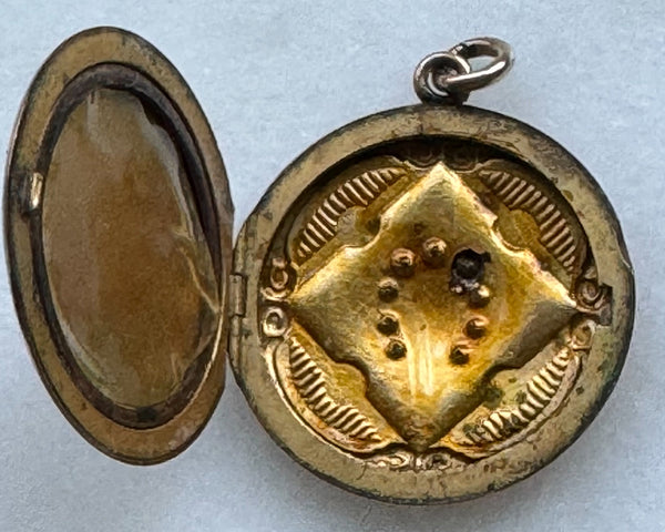 Horseshoe Locket