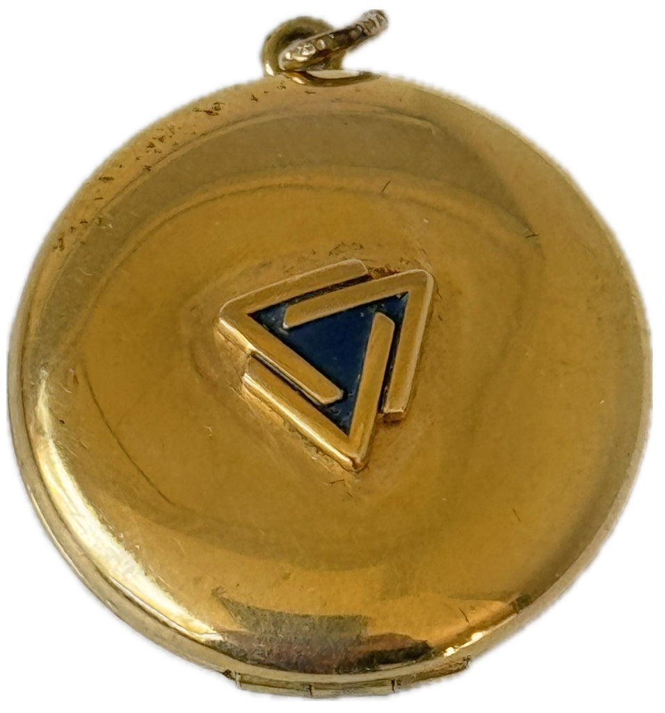 Delta Locket